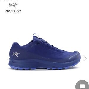 Arc'teryx Aerios FL GTX Hiking Shoes - Women's size 7